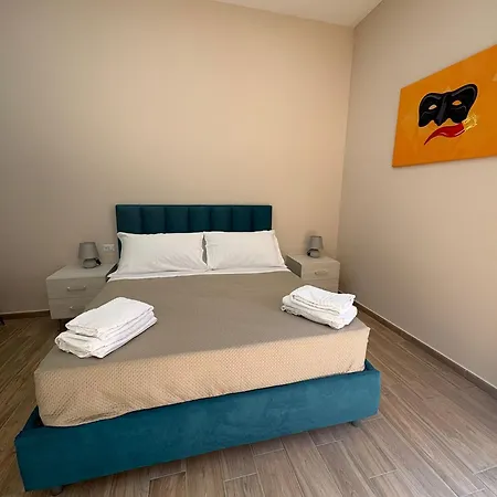Partenope 4*