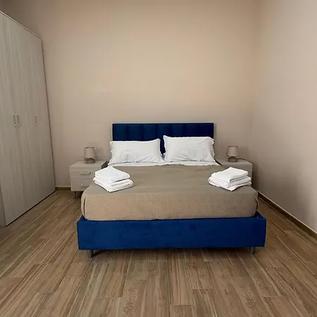 Partenope 4* Neapel